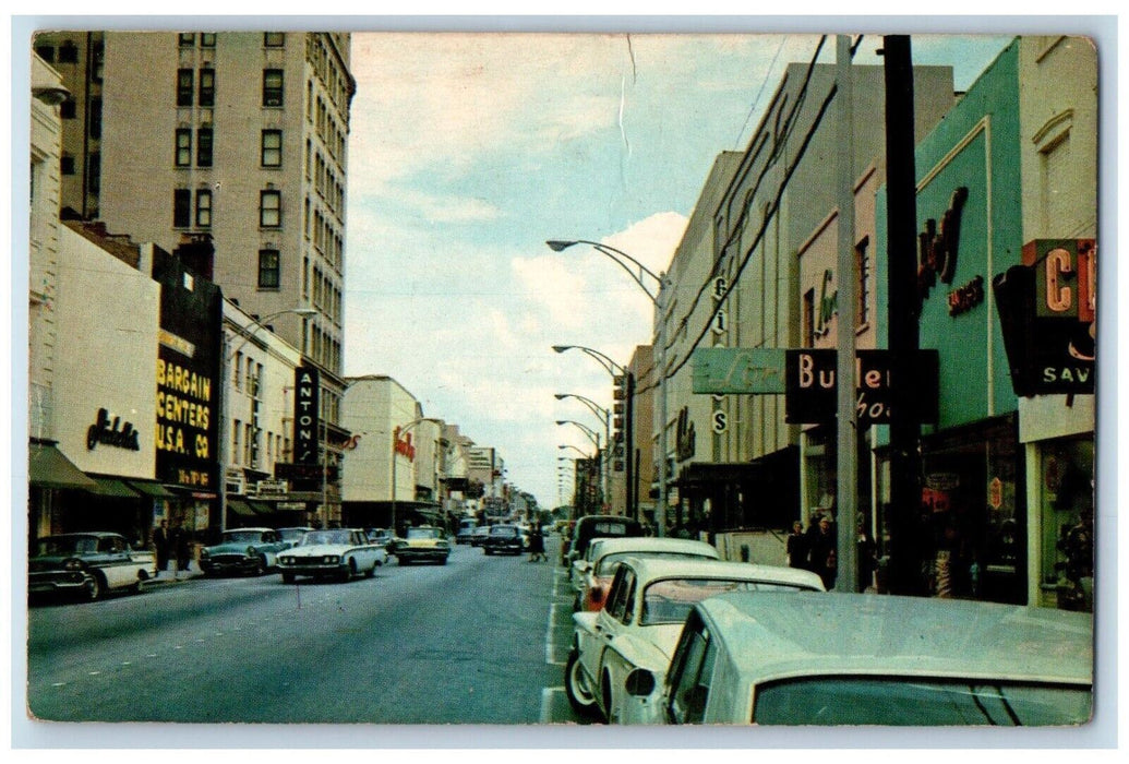 Broughton Street Looing East Main Business Of Savannah Georgia GA Postcard