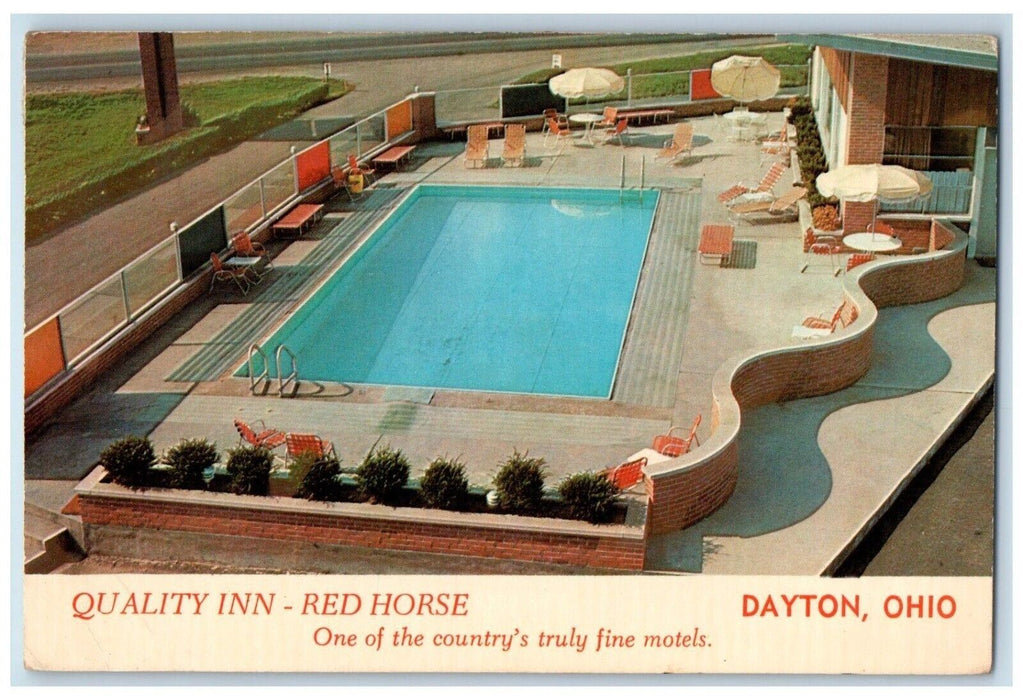 View Of Quality Inn Red Horse Motor Motel Swimming Pool Dayton Ohio OH Postcard