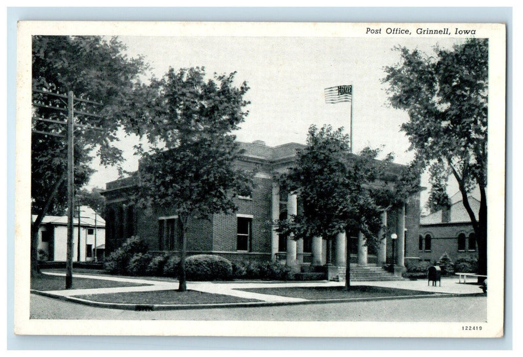 1950 Post Office Street View Mailbox Grinnell Iowa IA Posted Vintage Postcard