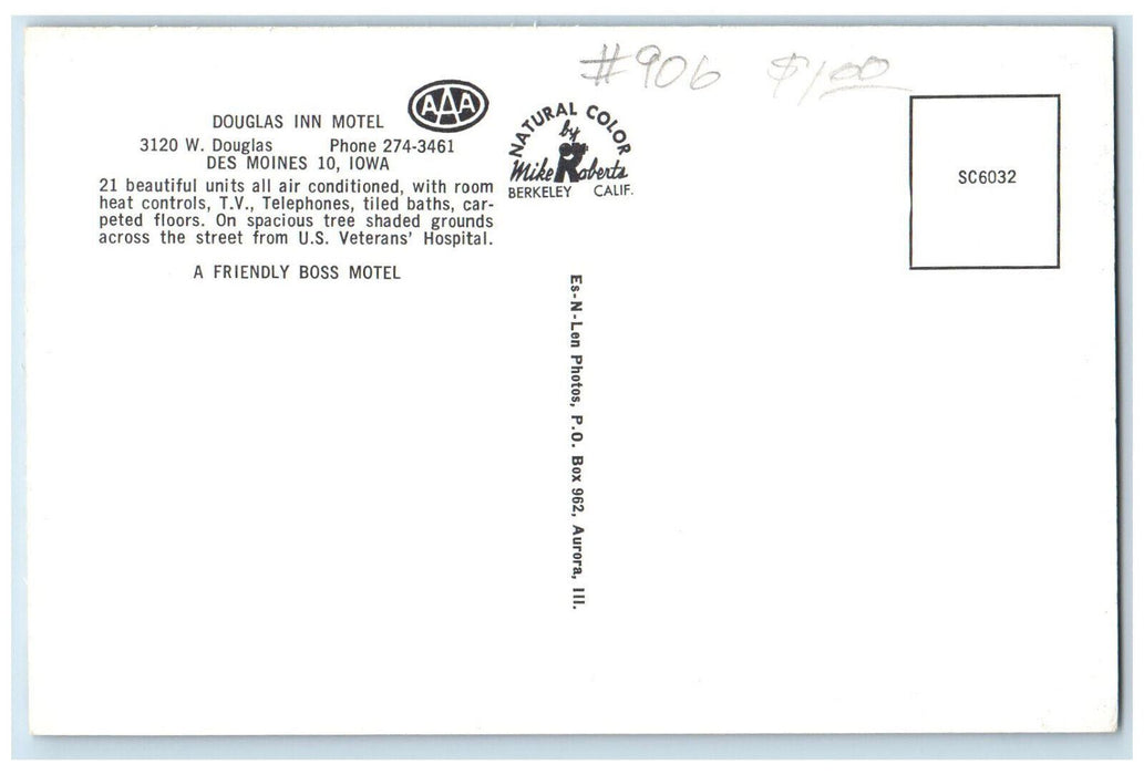 c1960's Douglas Inn Motel A Friendly Boss Motel Des Moines IA Postcard