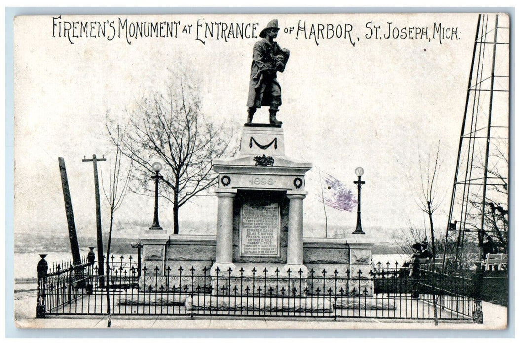 1907 Firemen's Monument at Entrance of Harbor St. Joseph Michigan MI Postcard