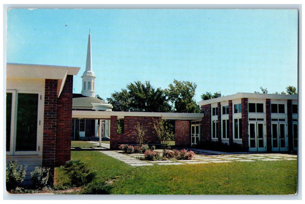 c1960's Van Dusen Commons Alma College Alma Michigan MI Vintage Postcard