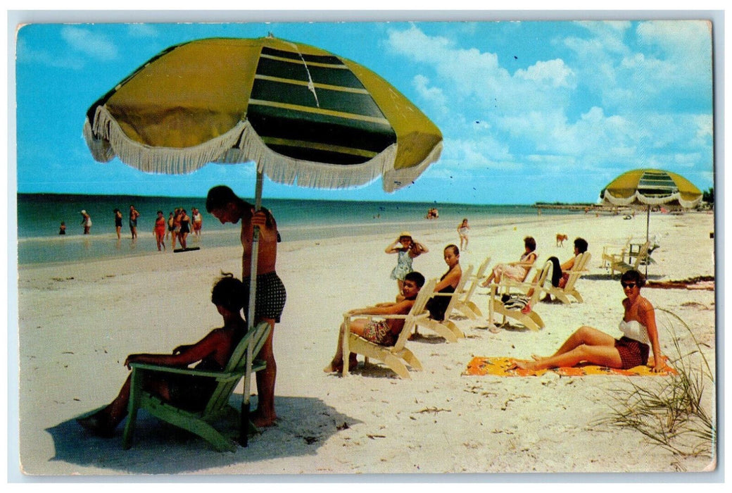 c1950's Scene at Emerald Shores Lido Beach Sarasota Florida FL Postcard