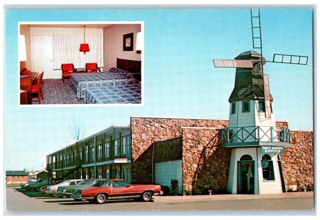 c1960 Thrifty Dutchman Motels Hotel Classic Cars Louisville Kentucky KY Postcard