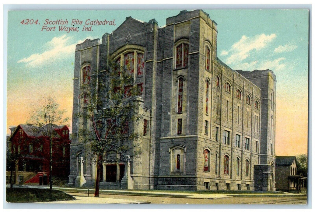 c1910's Scottish Rite Cathedral Street View Fort Wayne Indiana IN Postcard