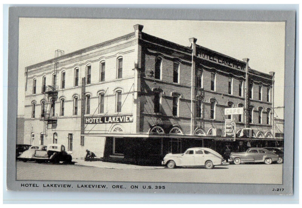c1940 Hotel Lakeview Exterior Building Classic Car Cafe Oregon Vintage Postcard