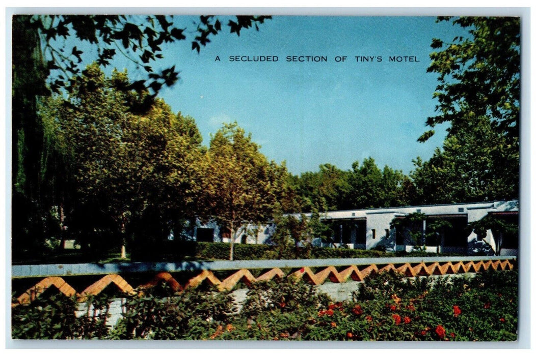 c1960 Secluded Section Tiny Motel Block  Capitol Broderick California Postcard