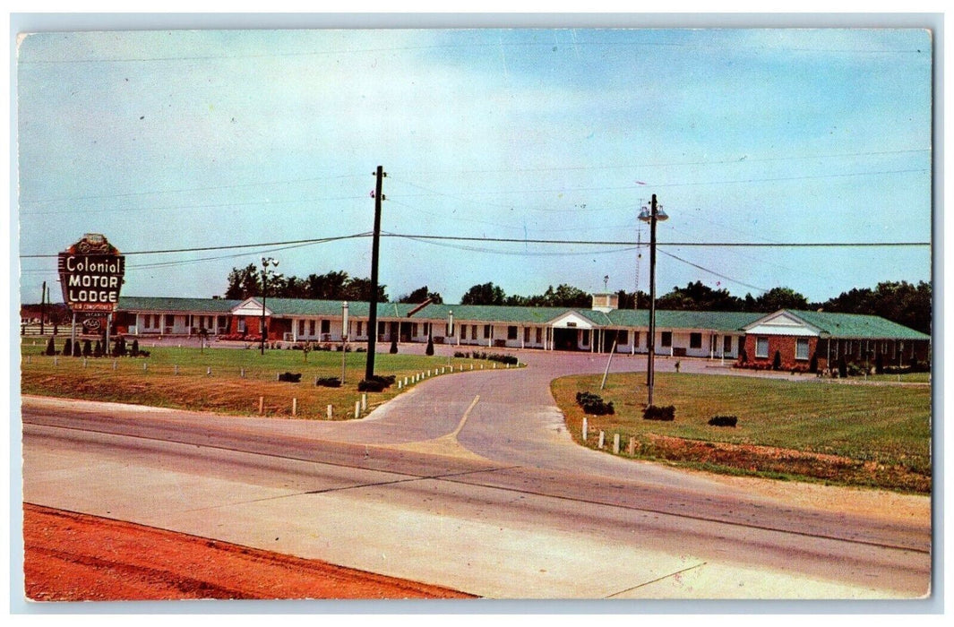 c1960's Colonial Motor Lodge Roadside Springfield Missouri MO Vintage Postcard