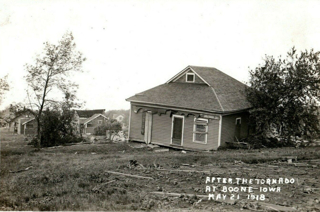 Destroyed House Home Boone Iowa Tornado 1918 RPPC Photo Antique Postcard