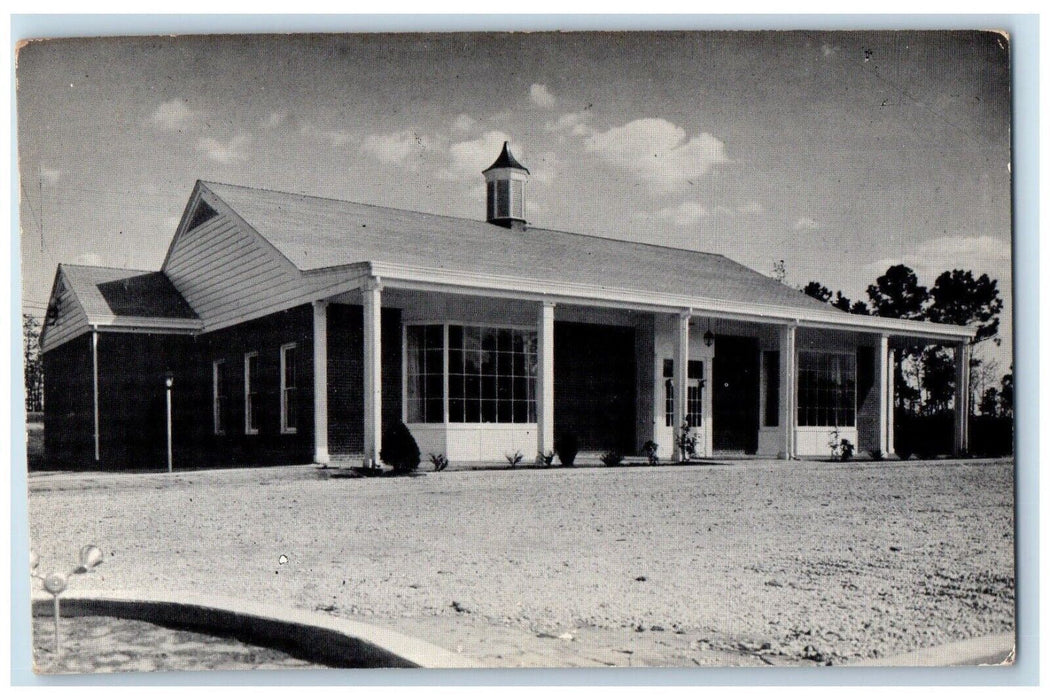 c1960 Mackenzies Colonial Manor Restaurant South Weldon North Carolina Postcard