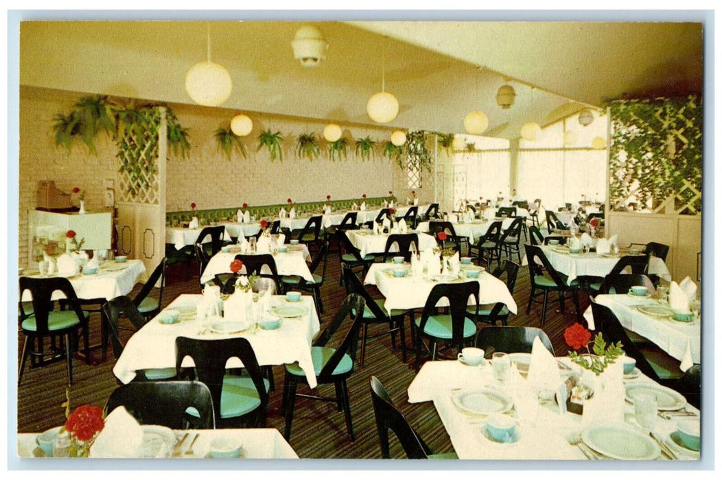 Holiday Inn Restaurant Interior Scene Dining Vincennes Indiana IN Postcard