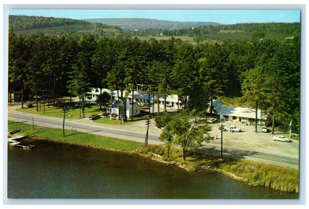c1950's Overlooking Trent River The Pines Motel Trenton Ontario Canada Postcard