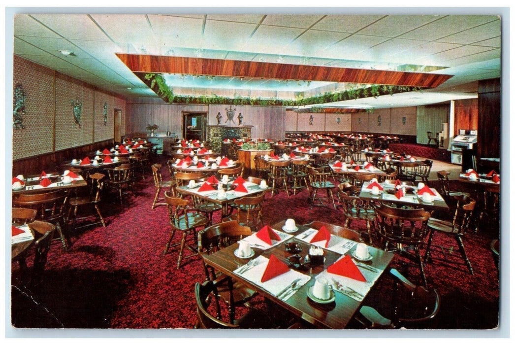 c1960 Rainbow Inn East Hiway Restaurant Dining Grand Rapids Minnesota Postcard