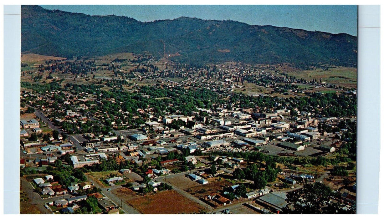 Bird's Eye View Of Yreka California CA, Street Mountain Showing Vintage Postcard