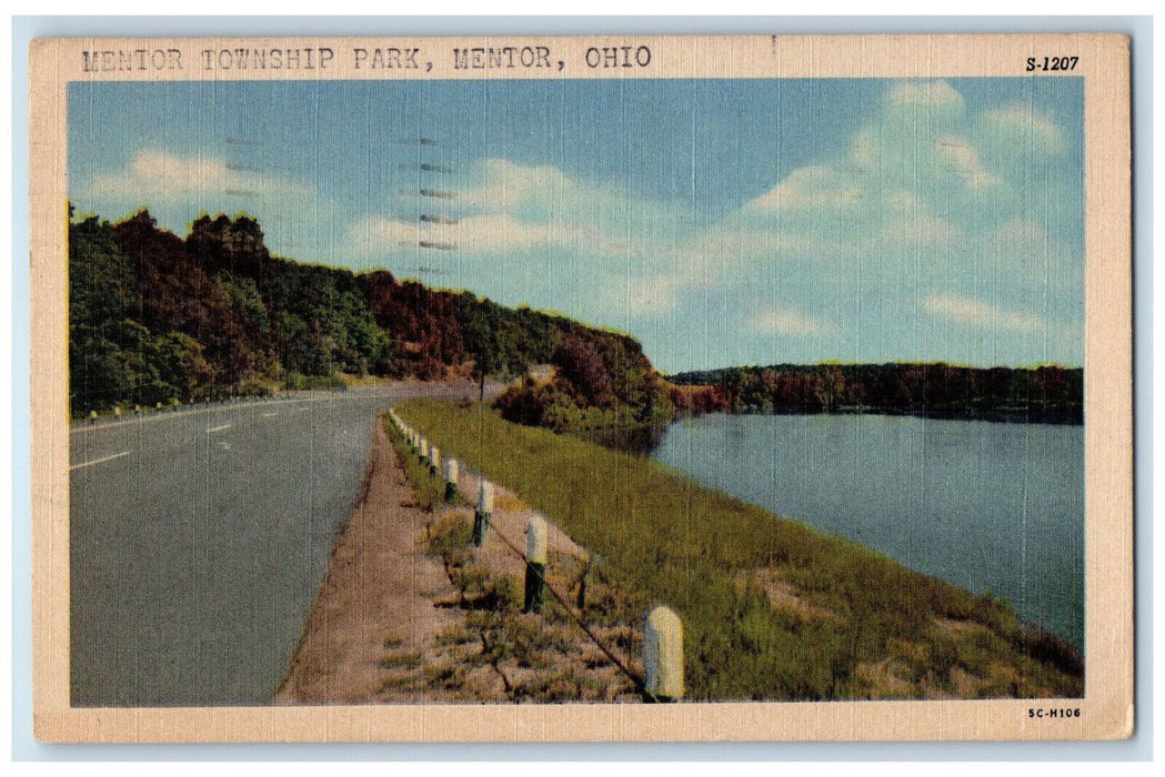 1956 Scenic View Of Mentor Township Park Ohio OH, Street Scene Vintage Postcard