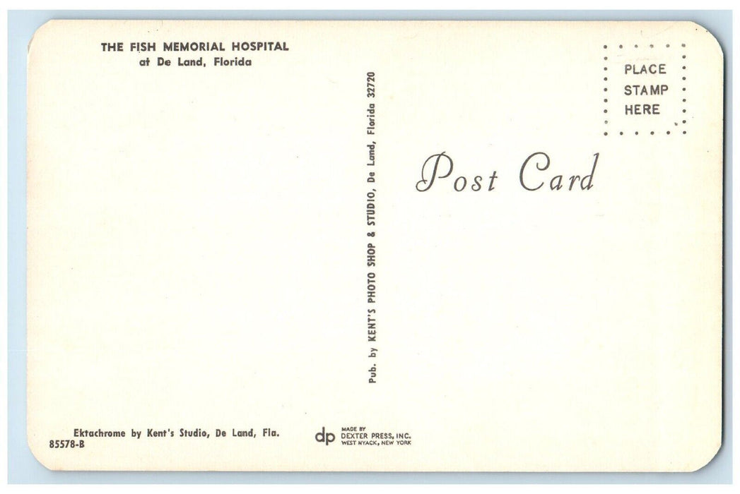 c1960 Fish Memorial Hospital Exterior Building Fountain De Land Florida Postcard