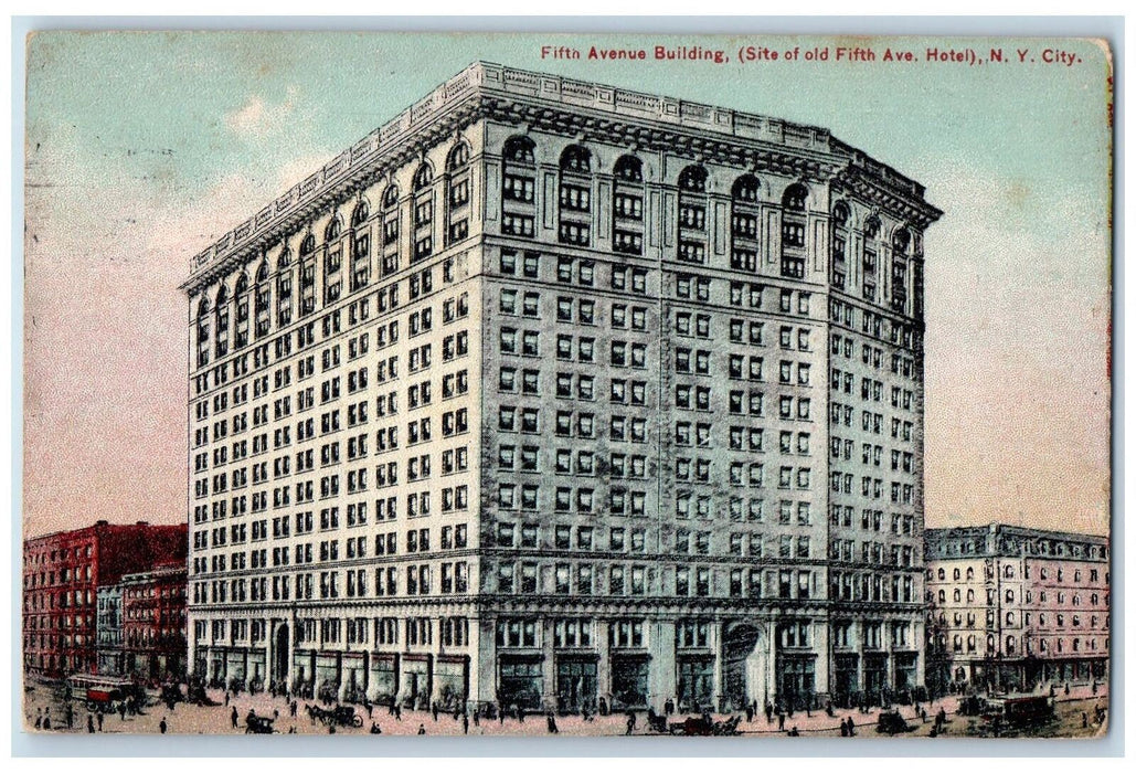 1912 Fifth Avenue Building Horse Carriage Train People Walk New York NY Postcard