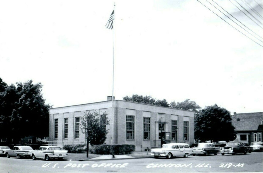 c1960's US Post Office Clinton Illinois IL Vintage RPPC Photo Postcard