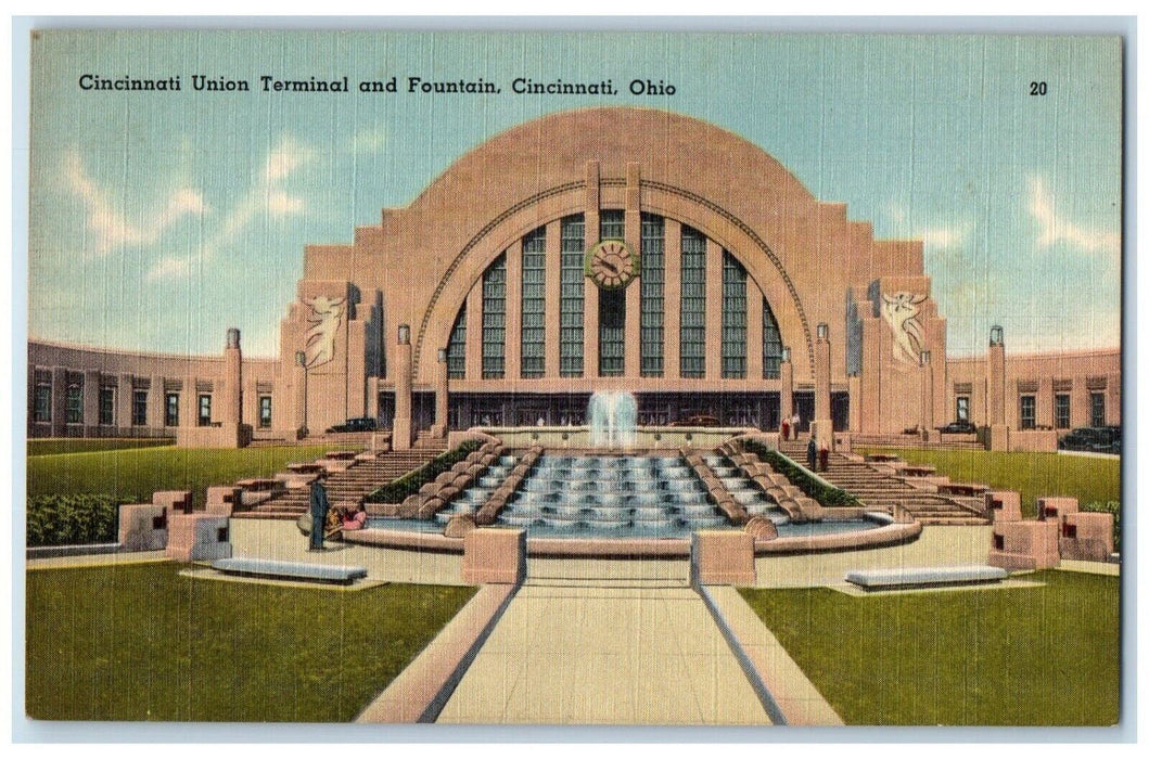 c1940 Cincinnati Union Terminal Fountain Exterior Field Cincinnati Ohio Postcard