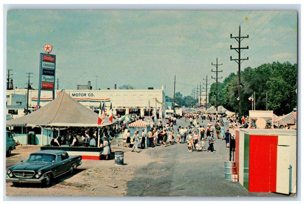 c1960 Crowd Little Italy Festival Labor Day Weekend Clinton Indiana IN Postcard