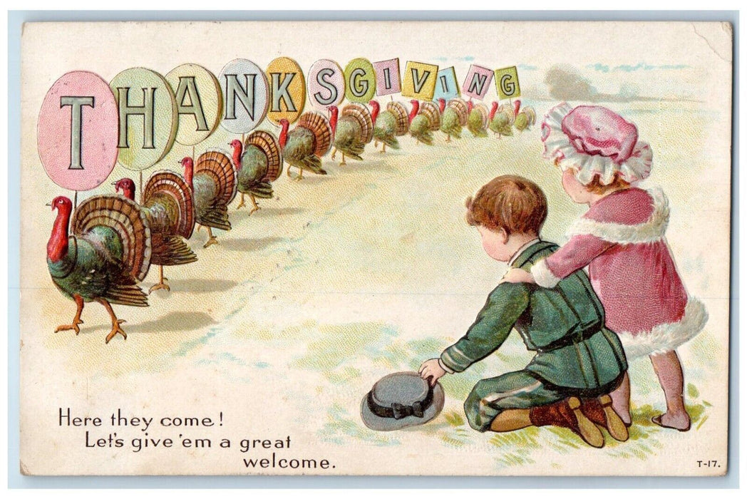 1914 Thanksgiving Children Watching Turkeys Parade Sioux Rapids IA Postcard