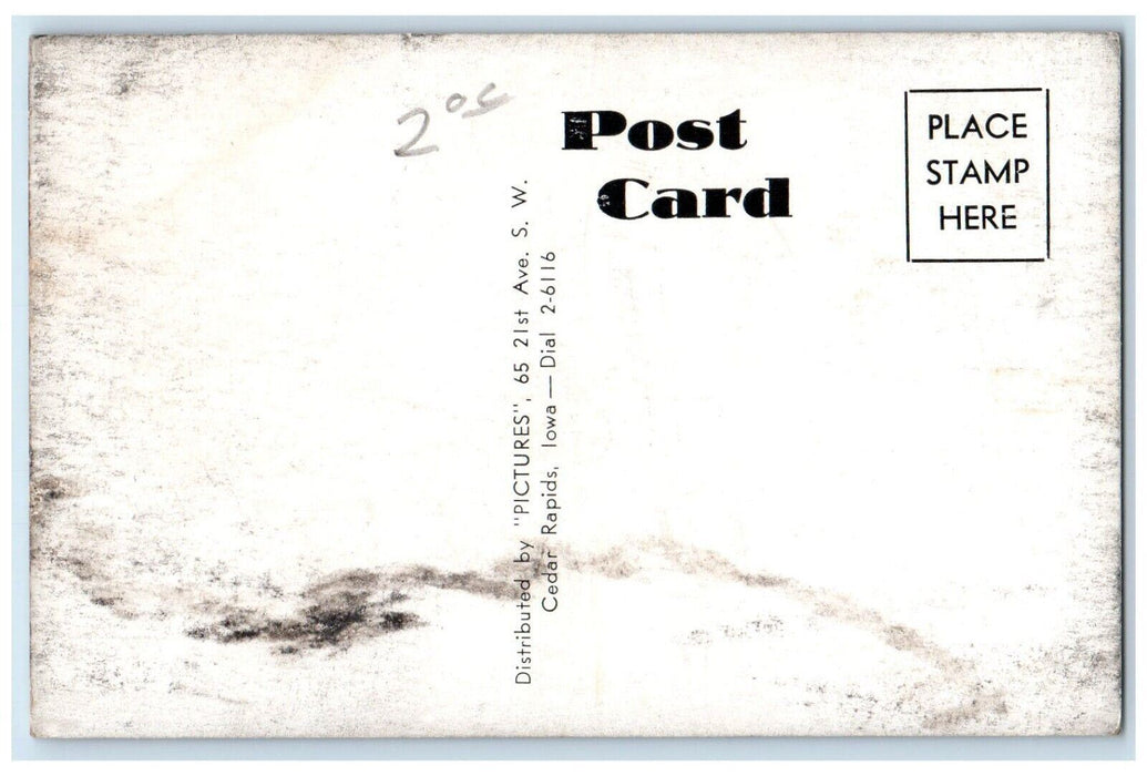 c1940's Second Avenue Cedar Rapids Iowa IA Vintage Unposted Postcard