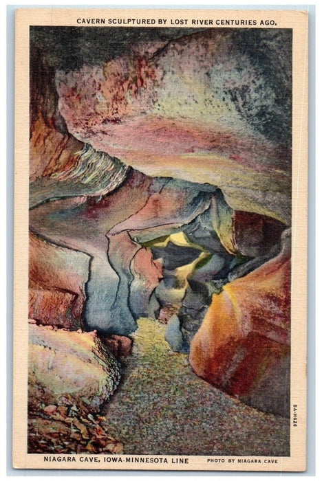 c1940's Cavern Sculptured Niagara Cave Iowa Minnesota Line Vintage Postcard