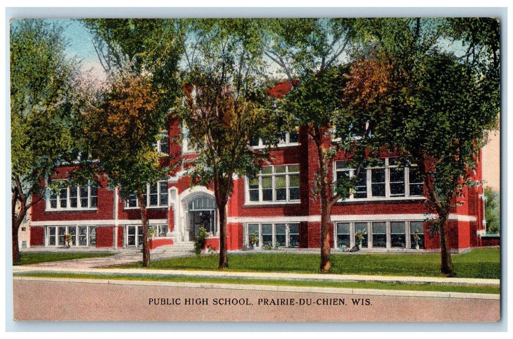 c1910 Public High School Exterior Building Prairie Du-Chien Wisconsin Postcard