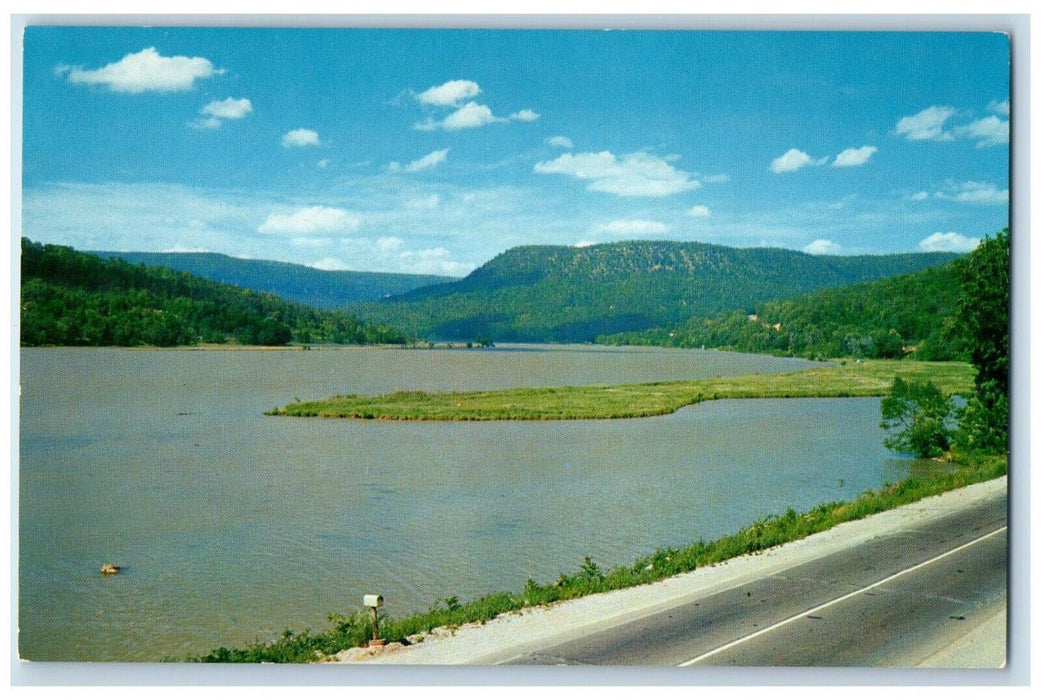 c1960 US Highways Along Tennessee River Near Chattanooga TN Vintage Postcard