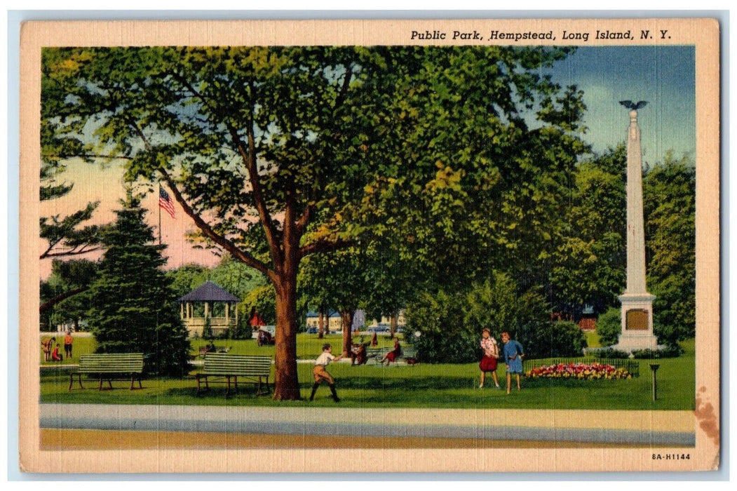 1939 Monument Crowd Scene Public Park Hempstead Long Island New York NY Postcard