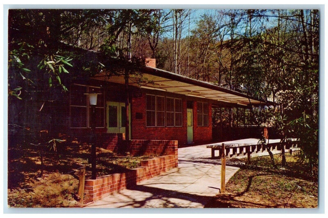 c1960 Winsborough Building Presbyterian Church Montreat North Carolina Postcard