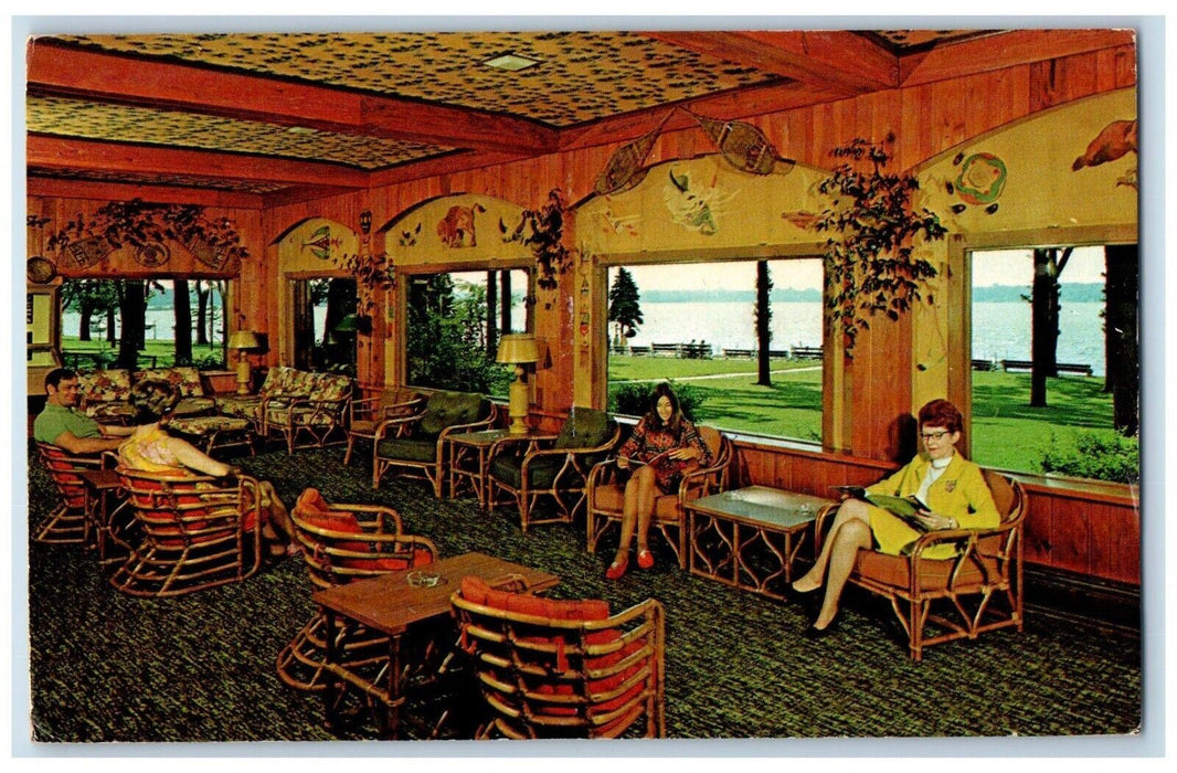 1977 Lake Lawn Lodge Delavan Lake Indian Room Chairs Delavan Wisconsin Postcard