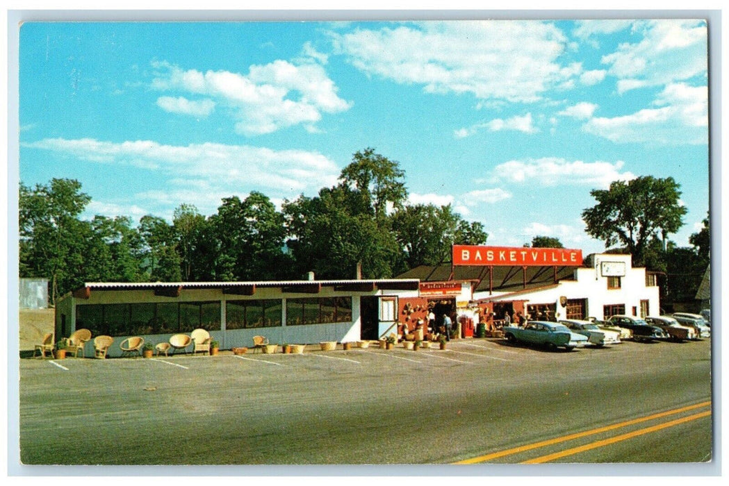 c1960 Basketville Basket Store Straw Market Gift Shop Putney Vermont VT Postcard