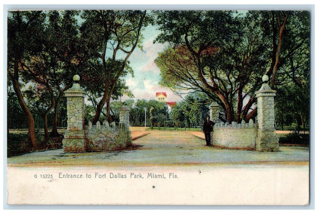 1907 Entrance Fort Dallas Park Gate Exterior Building Miami Florida FL Postcard