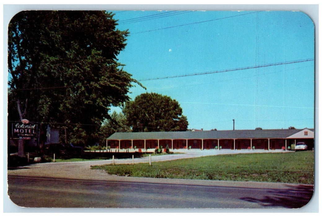 c1950's Colonial Motel Roadside Car Springfield Illinois IL Vintage Postcard