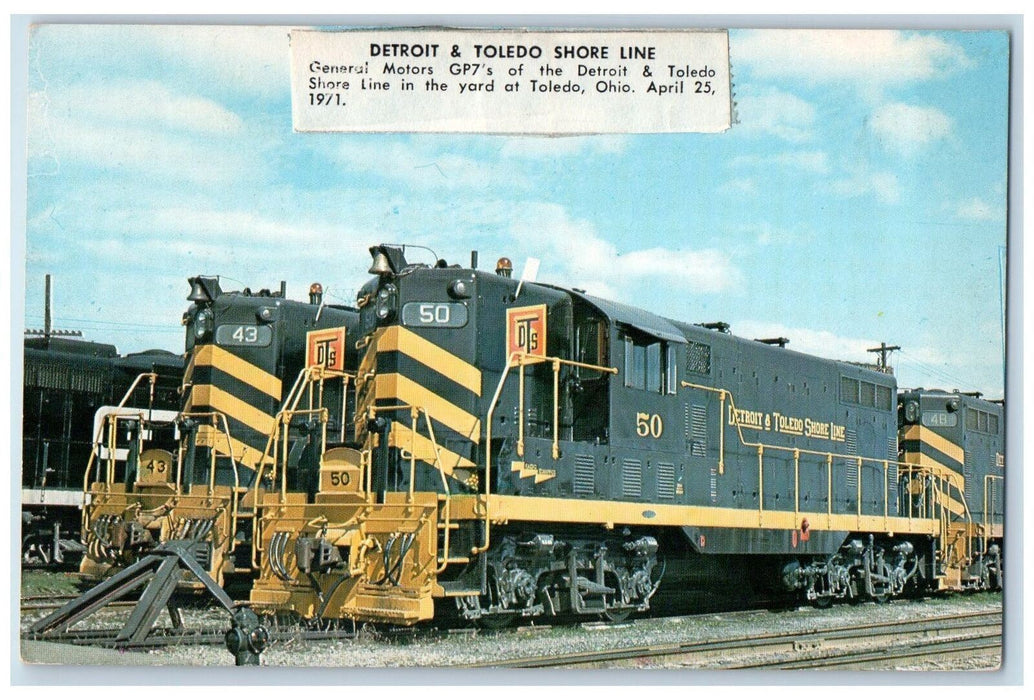 c1950's Detroit Toledo Shore Line General Motors GP7's Toledo Ohio OH Postcard