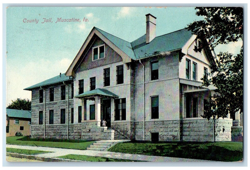 1910 County Jail Building Entrance View Guard Stairs Muscatine Iowa IA Postcard