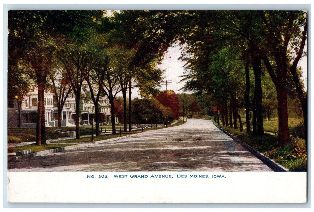 c1950's West Grand Avenue Lined Trees Road Houses Des Moines Iowa IA Postcard