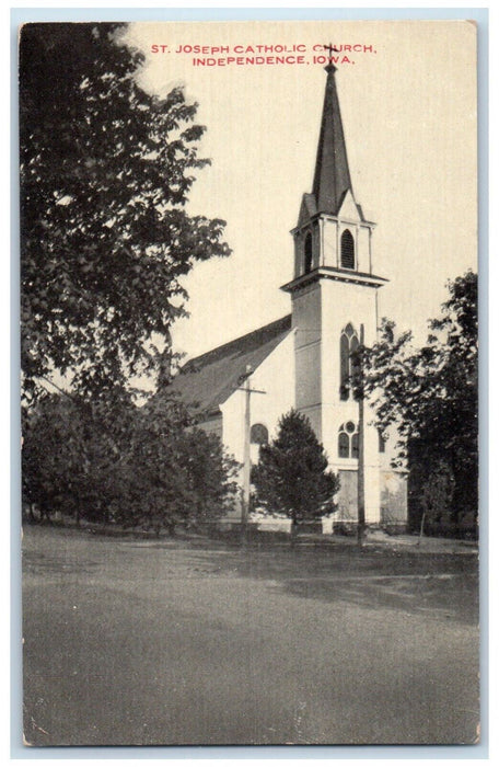 c1940's St. Joseph Catholic Church Independence Iowa IA Unposted Postcard
