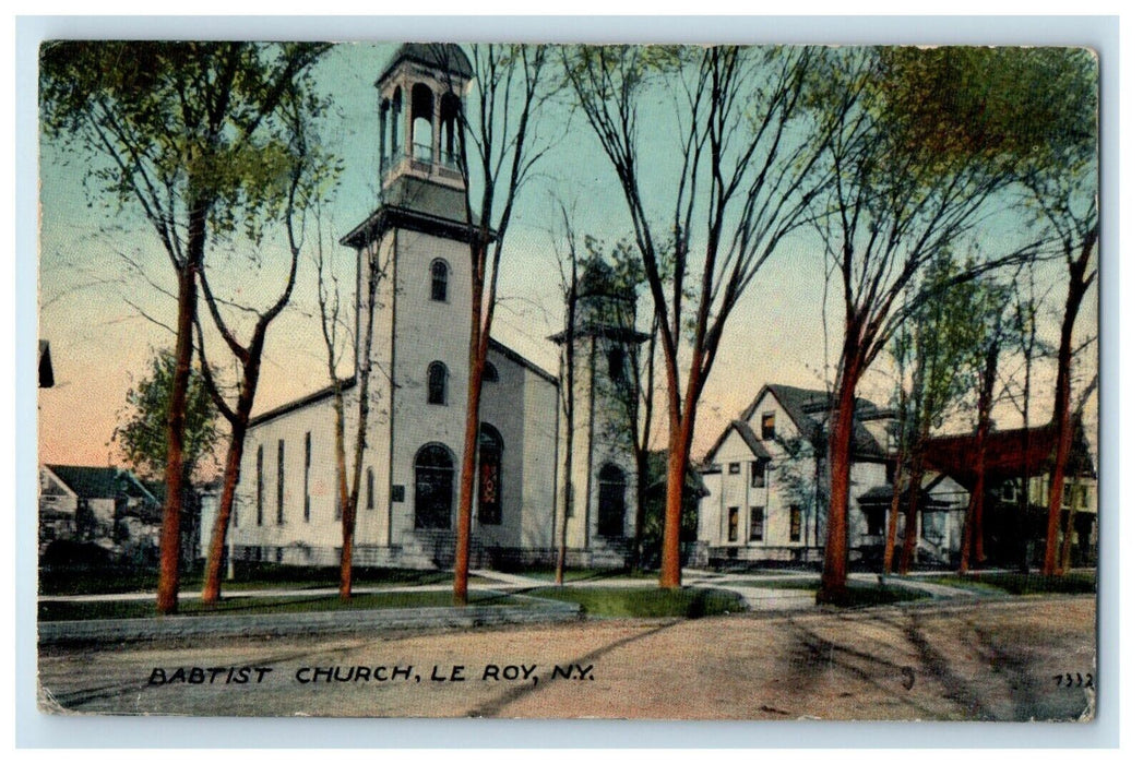 1917 Babtist Church And Trees Street View Le Roy New York NY Antique Postcard