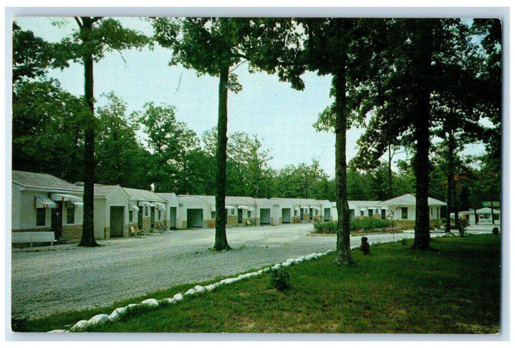 c1970's Oak Terrace Motel & Restaurant, Monteagle Tennessee TN Postcard