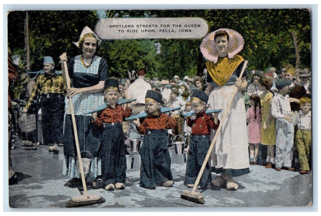 Pella Iowa IA, Spotless Streets For The Queen To Ride Upon Dutch Broom Postcard
