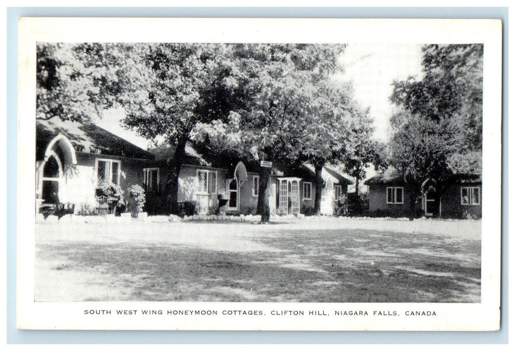 c1940's Honeymoon Cottages Clifton Hill Niagara Falls Canada Postcard