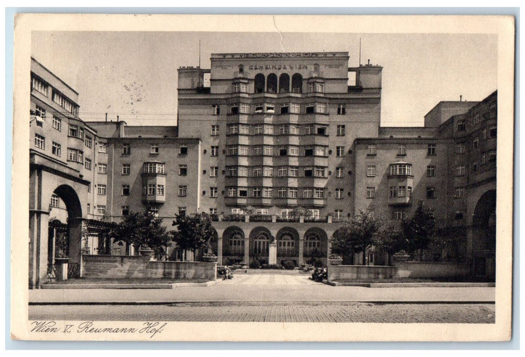 1920 Scene at Reumannhof Building Vienna Austria Posted Antique Postcard