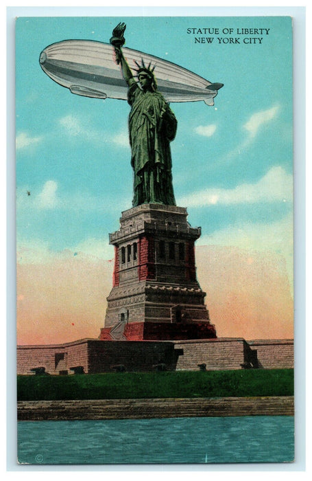 1940 Dirigible Airship Blimp Statue of Liberty New York City NY Postcard