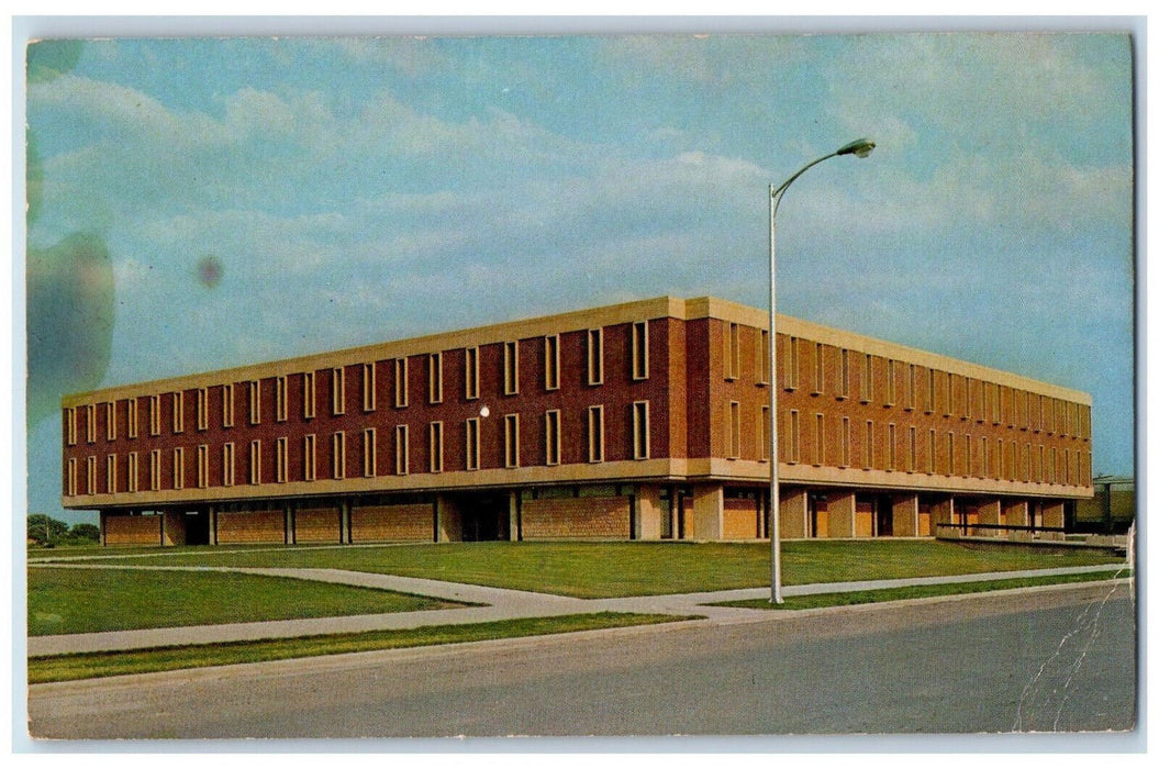c1960's Education and English Building Mankato State College MN Postcard