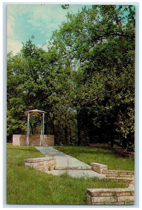 Grave Of Princess Otahki Trail Tears State Park North Cape Girardeau MO Postcard