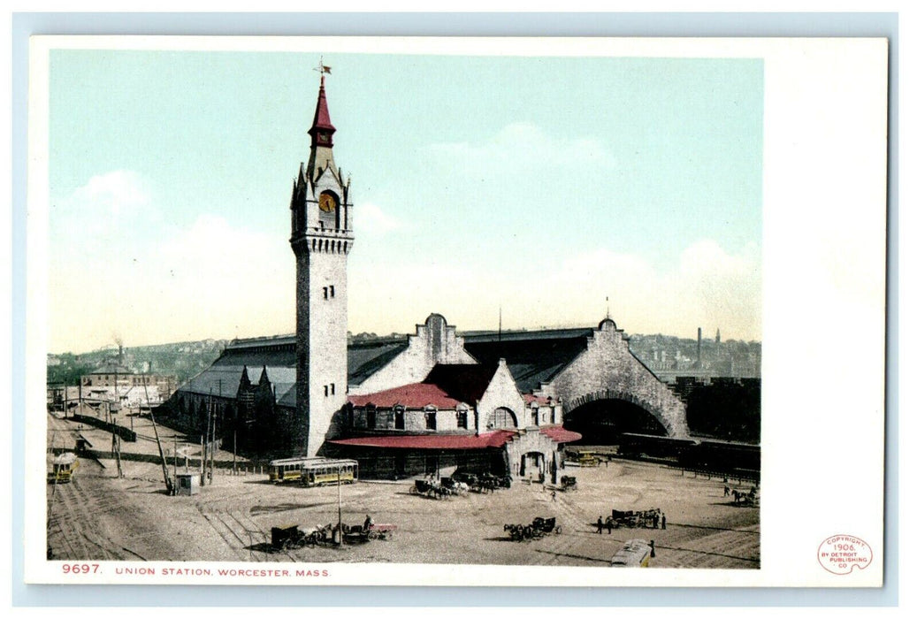 1905 Tranvia and Carriage, Union Station Worcester Massachusetts MA Postcard