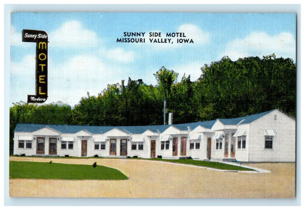 c1940s Sunny Side Motel Missouri Valley, Iowa IA Unposted Vintage Postcard