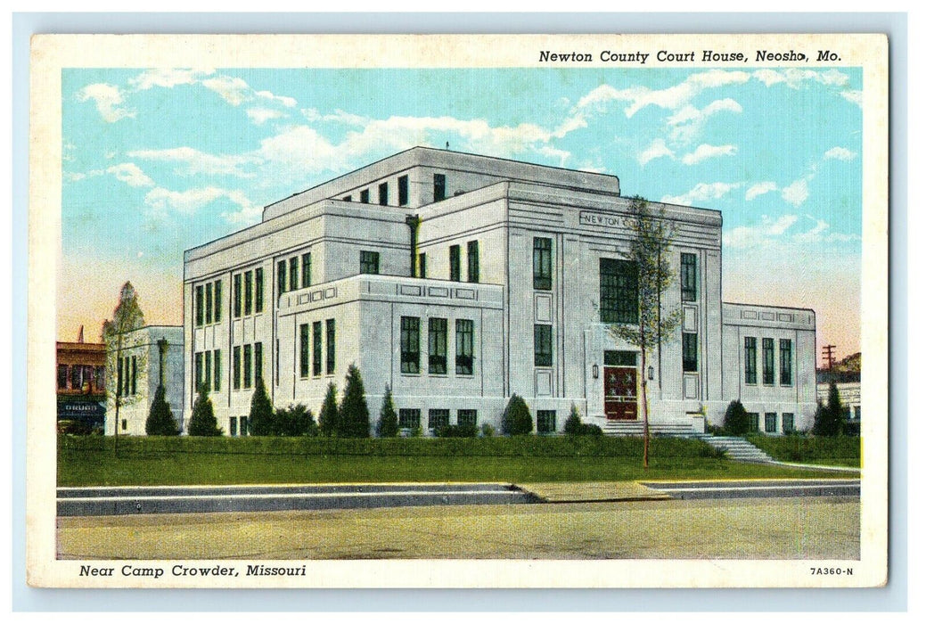 c1940's Newton County Court House Neosho Missouri MO Vintage Postcard